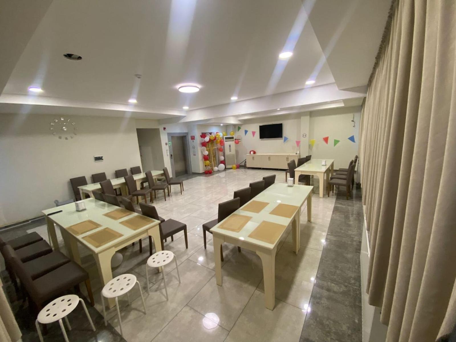 Batumi Hotel ภายนอก รูปภาพ