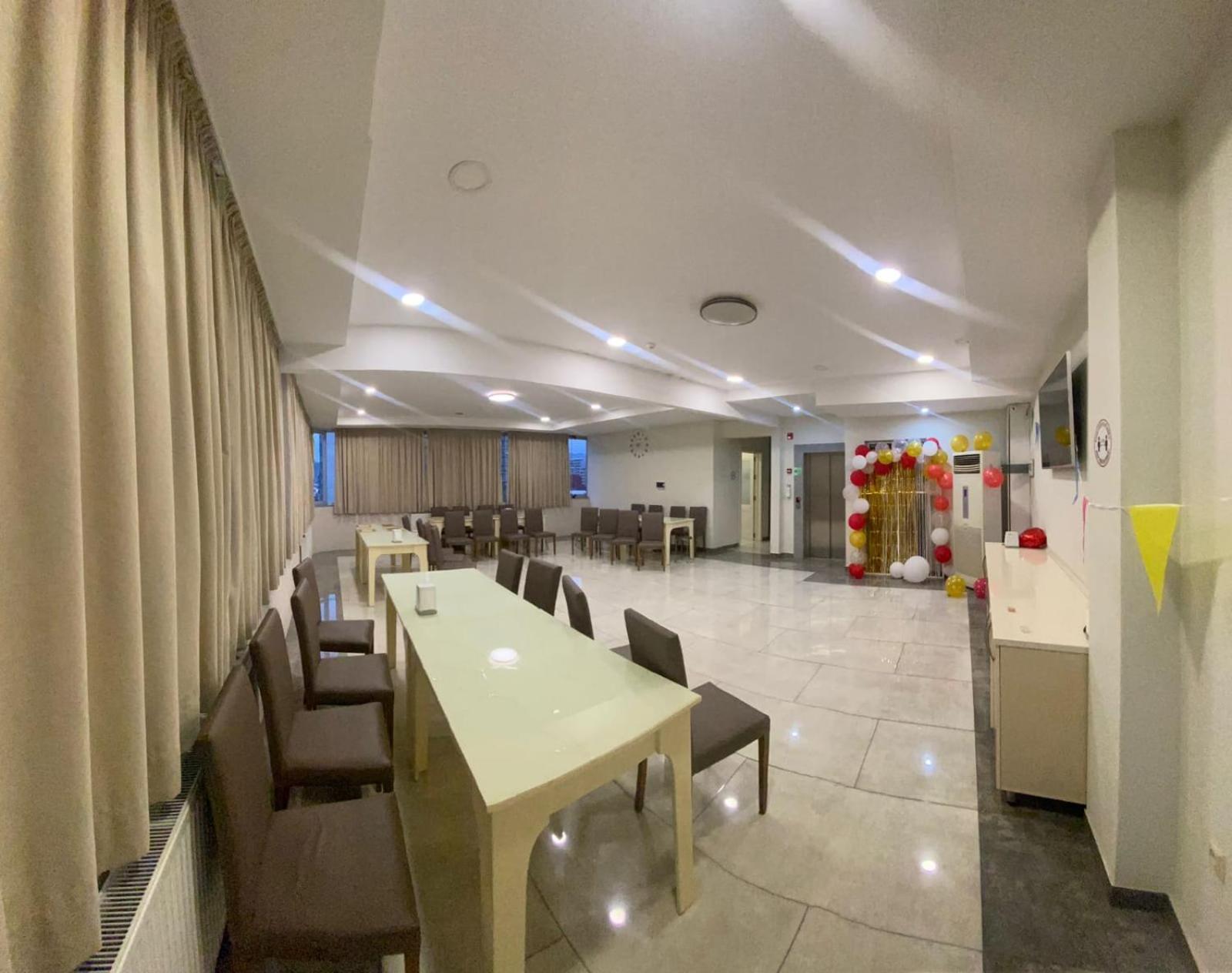 Batumi Hotel ภายนอก รูปภาพ